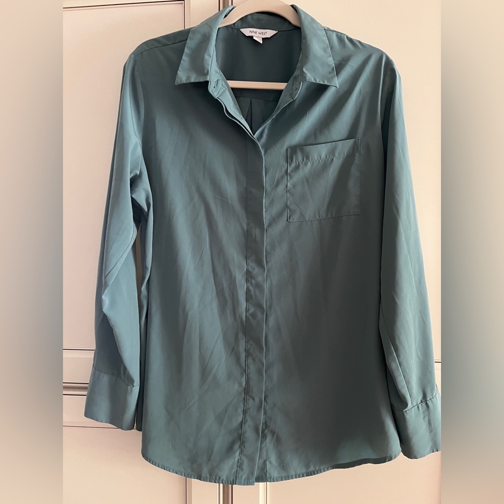 Nine West Women's Teal Button Down Shirt